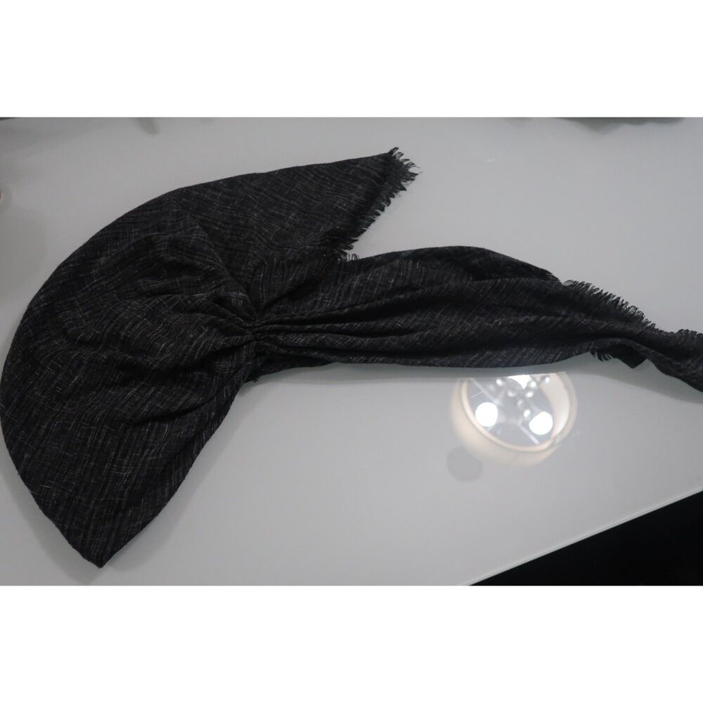 Grey Scarf Bar Pretied Headscarf Great Preowned Condition